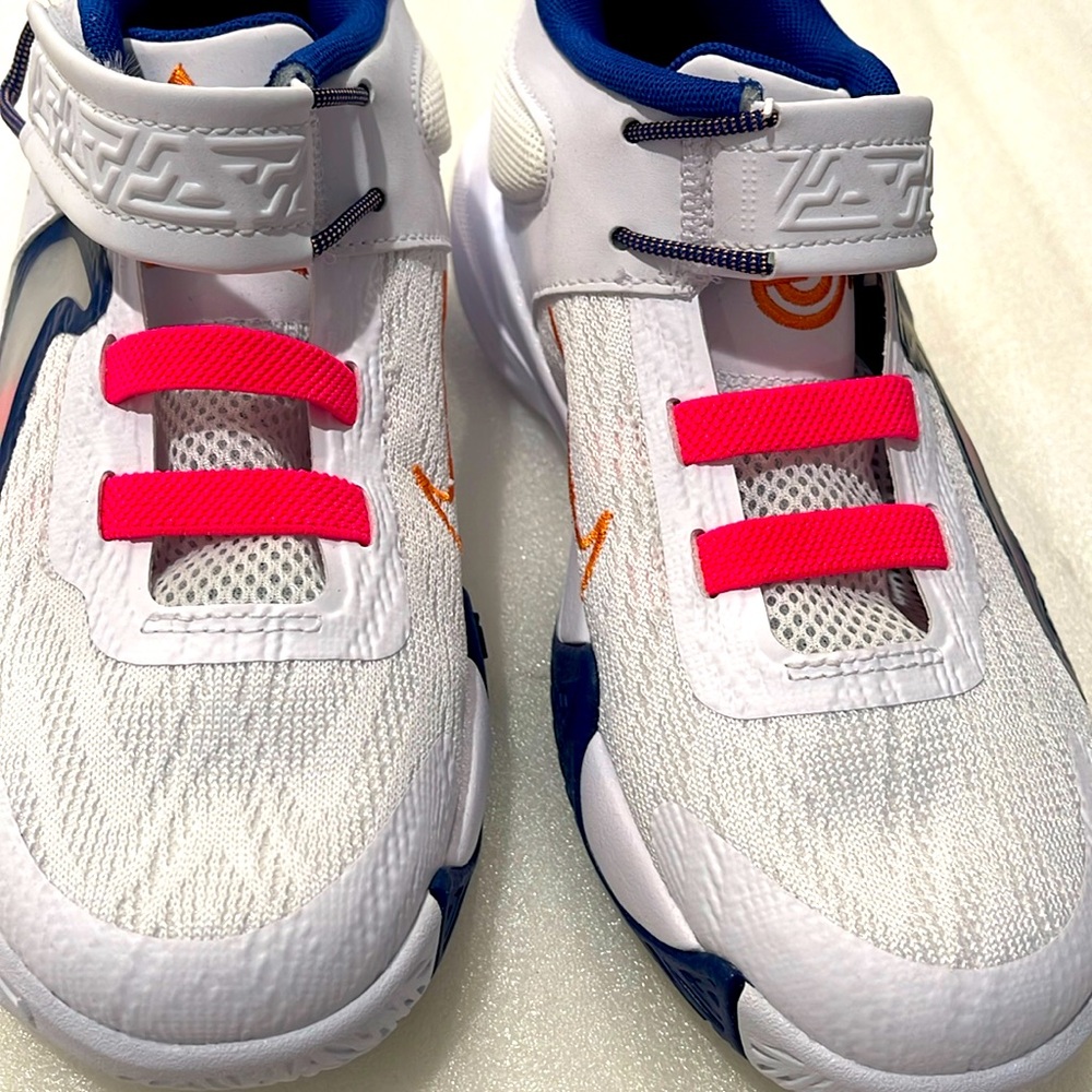 Size 2y Nike Giannis
